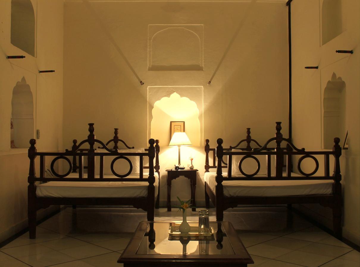 Mahal Khas Palace Bharatpur Bagian luar foto