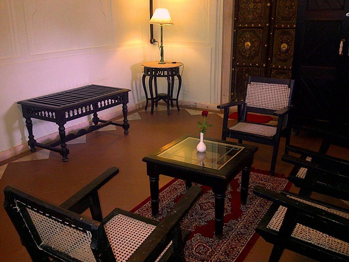 Mahal Khas Palace Bharatpur Bagian luar foto