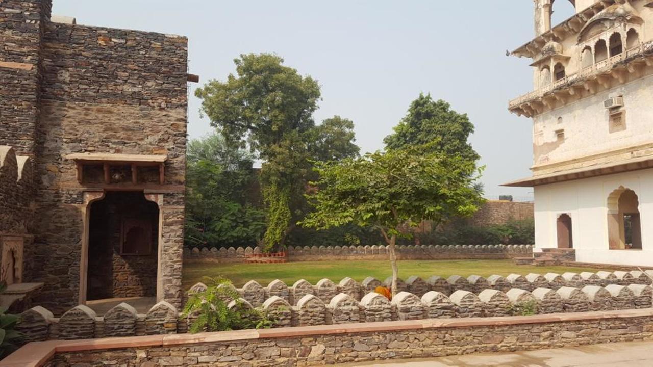 Mahal Khas Palace Bharatpur Bagian luar foto