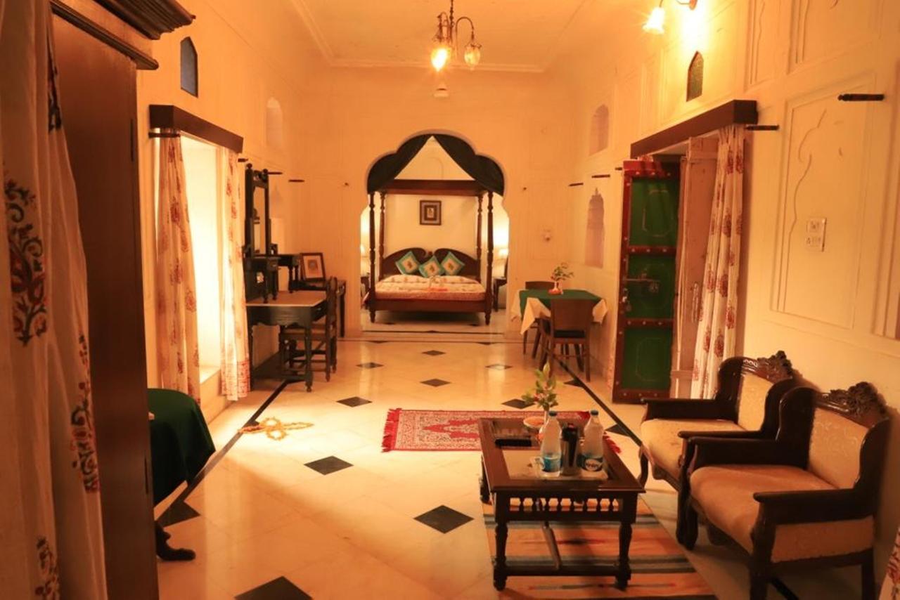 Mahal Khas Palace Bharatpur Bagian luar foto