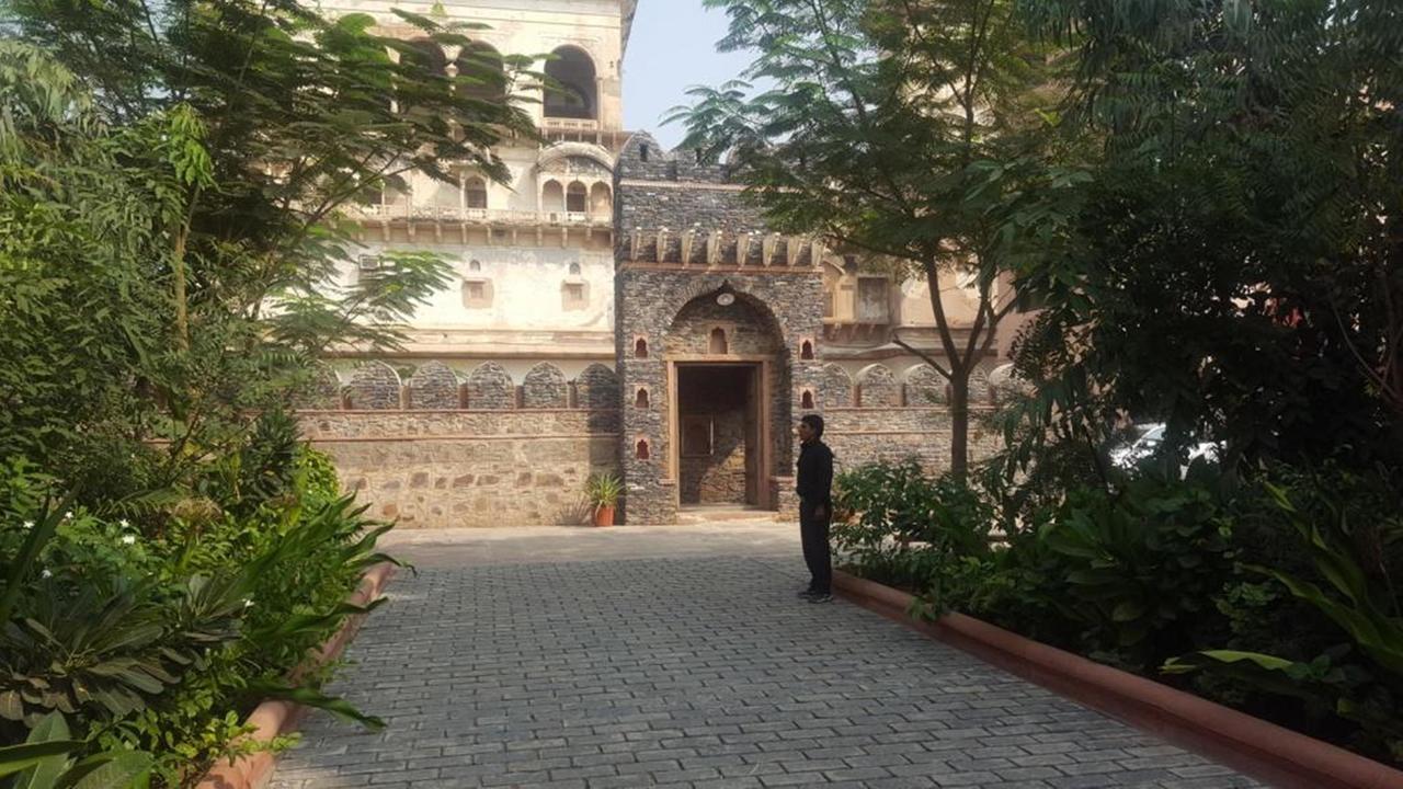 Mahal Khas Palace Bharatpur Bagian luar foto